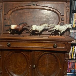 Breyer set of 3 classics